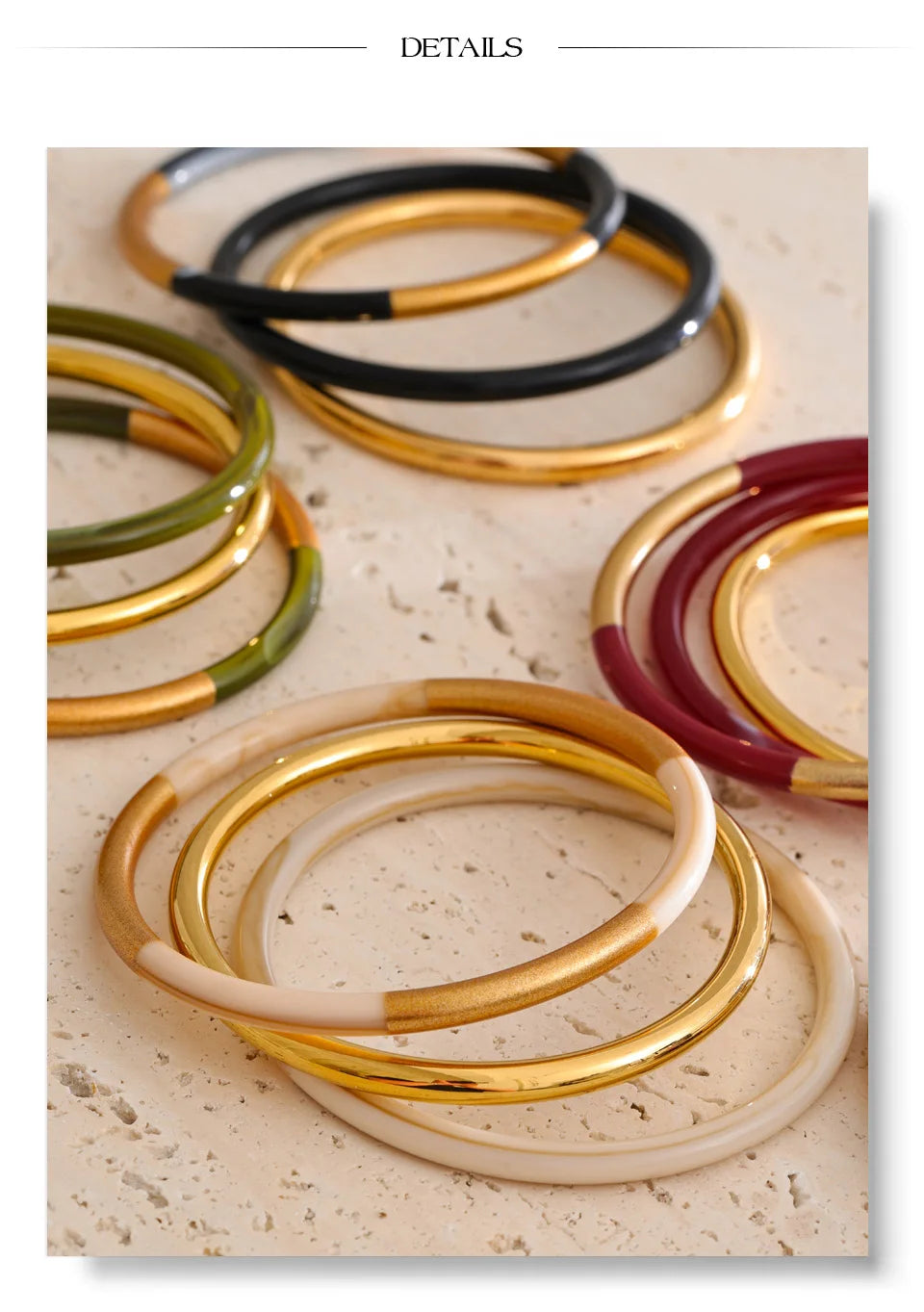 Resin minimalist geometric bracelet in gold-plated stainless steel with resin.