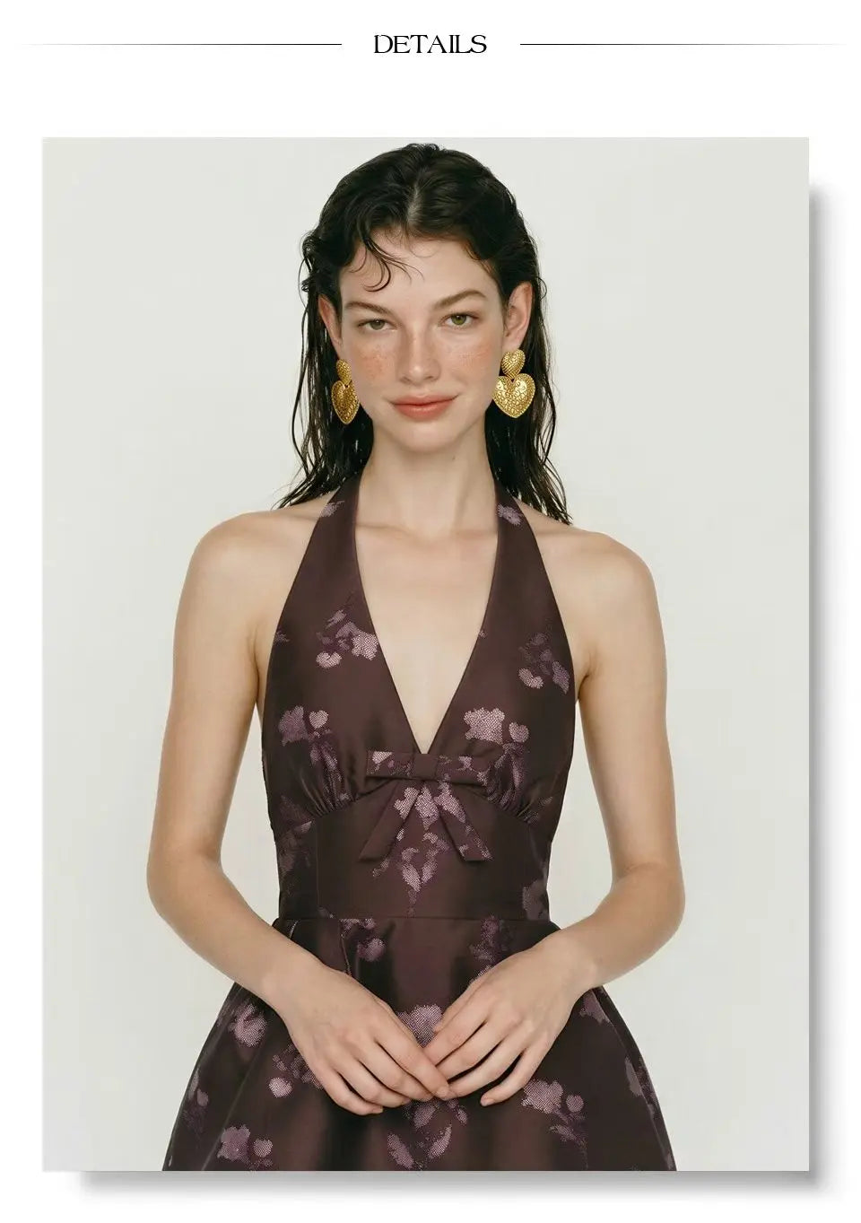 Heart earrings in gold-plated stainless steel.