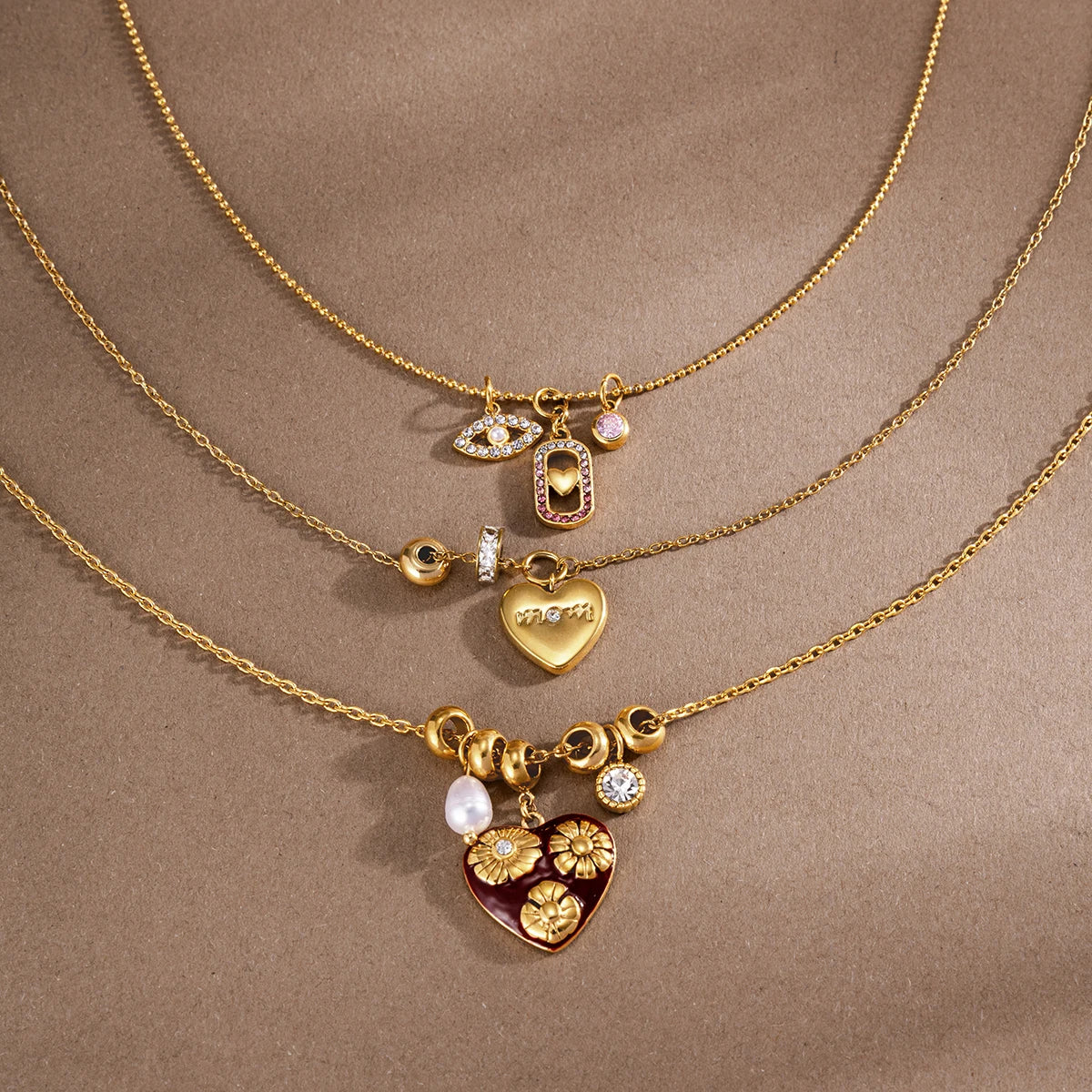 Mom Heart Pendant Necklace — Stainless Steel · PS328