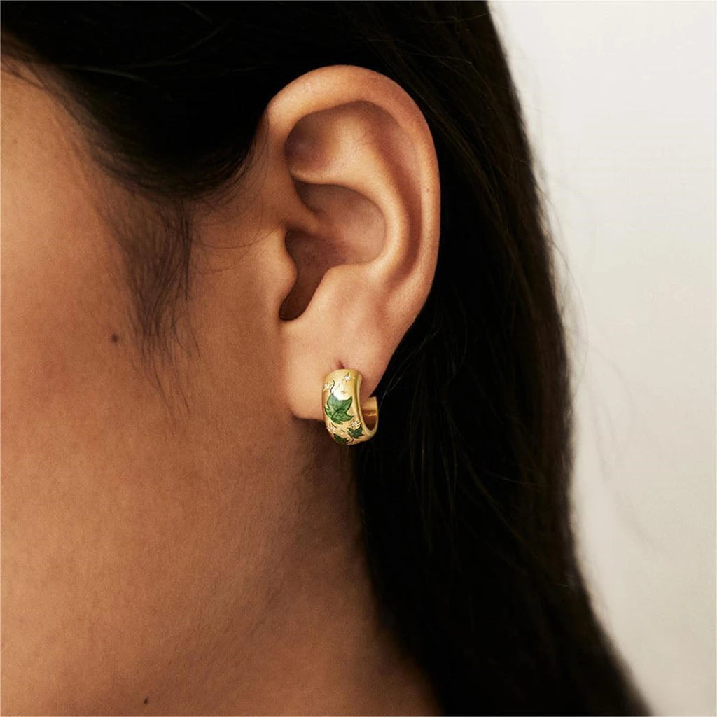 Gong Tingfeng hand-painted flower earrings, floral roses, C-shaped earrings, niche personalized design, and decorative items