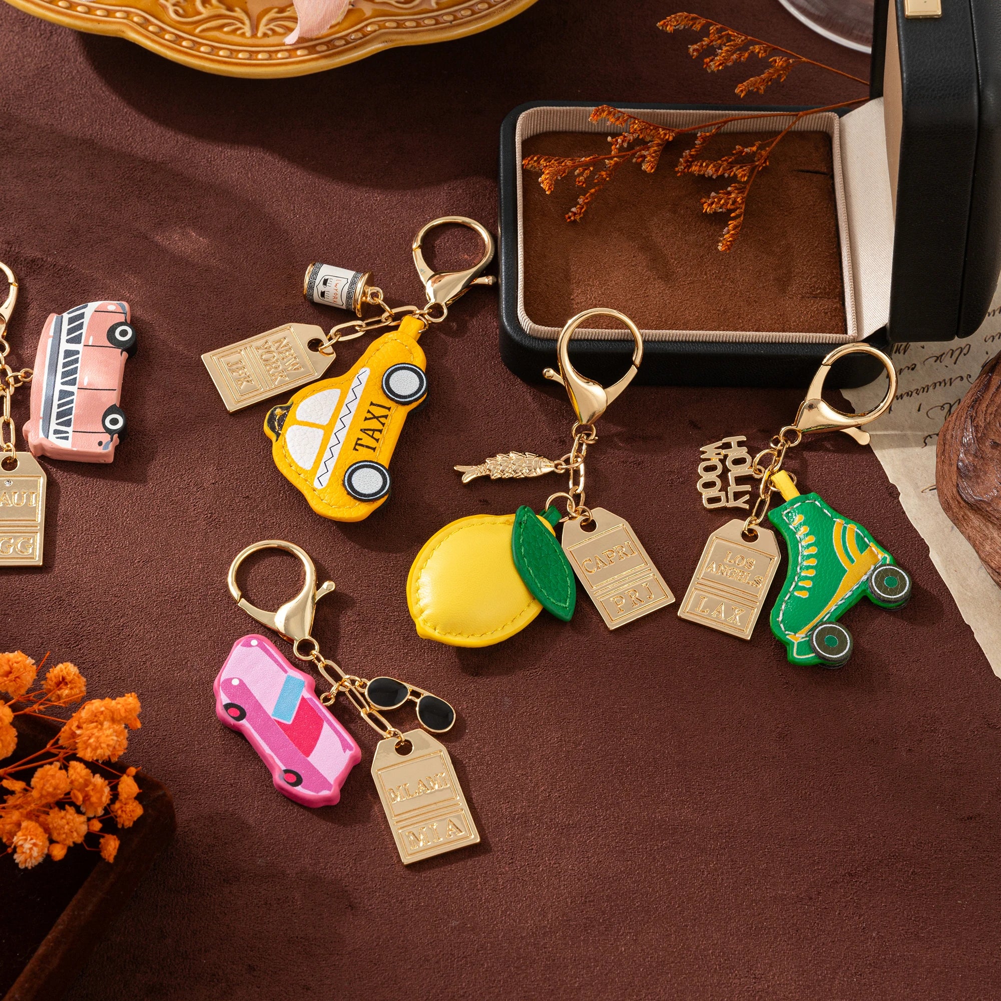 Colorful Bag Hanging Multi Element Keychain Skating Boots Umbrella Pearl Keychain for bags