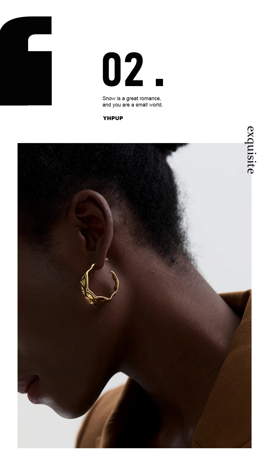 Geometric earrings in gold-plated 316L stainless steel.