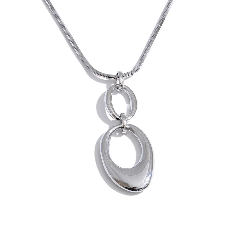 Geometric necklace in gold-plated stainless steel.