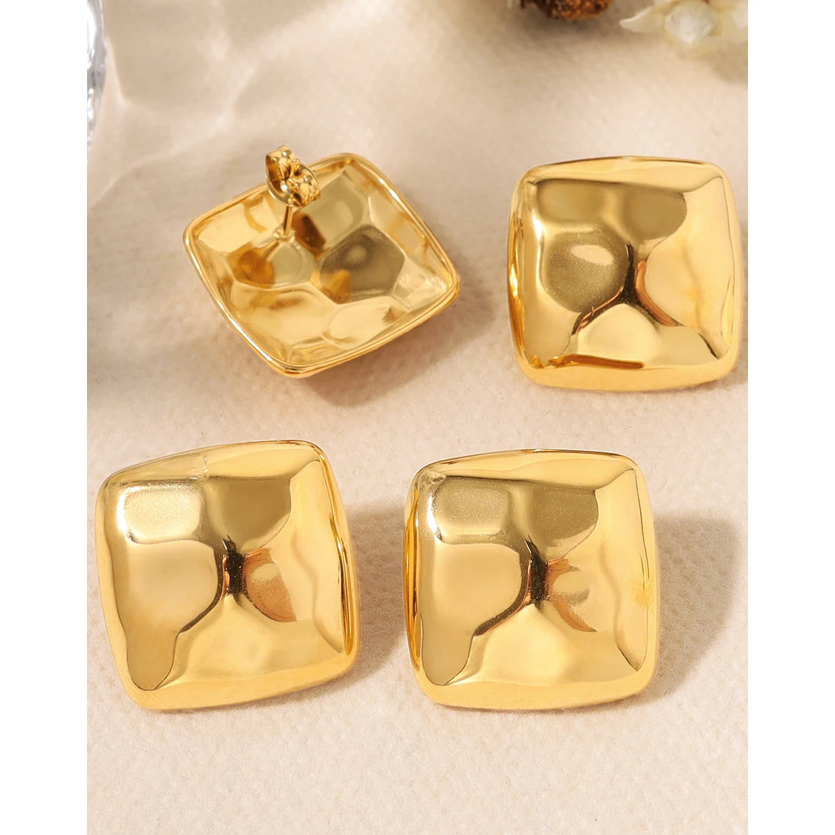 Stud Earrings Irregular Metal Hammered — 316L Stainless Steel · PS427