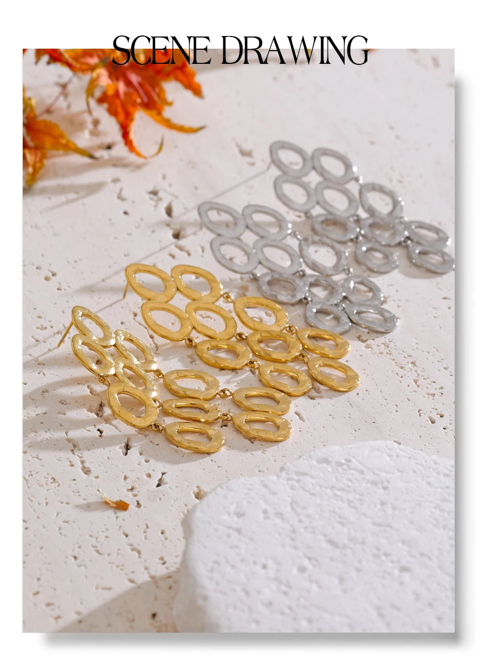Geometric earrings in gold-plated stainless steel.