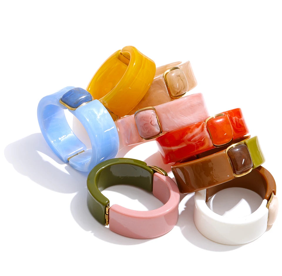 Resin Acrylic Geometric Bracelet — Gold-Plated Stainless Steel with Resin and Acrylic · PS1651