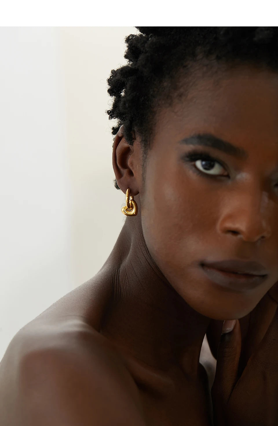 Heart star moon earrings in gold-plated stainless steel.