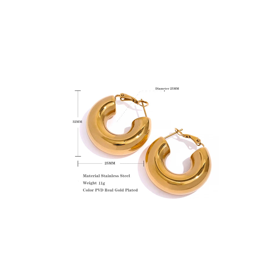Minimalist geometric earrings in gold-plated stainless steel.