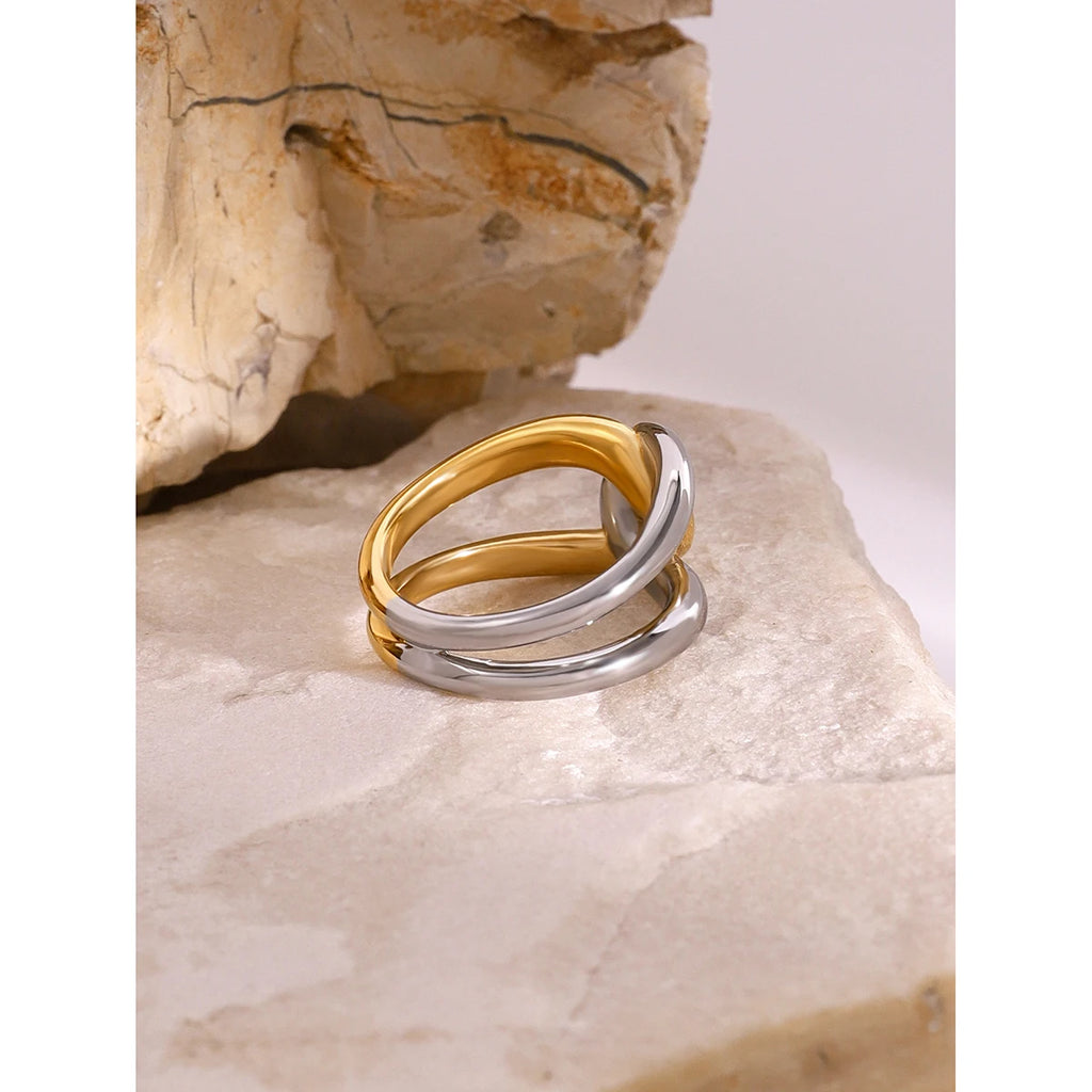 Two-Tone Knot Ring — Stainless Steel · PS271