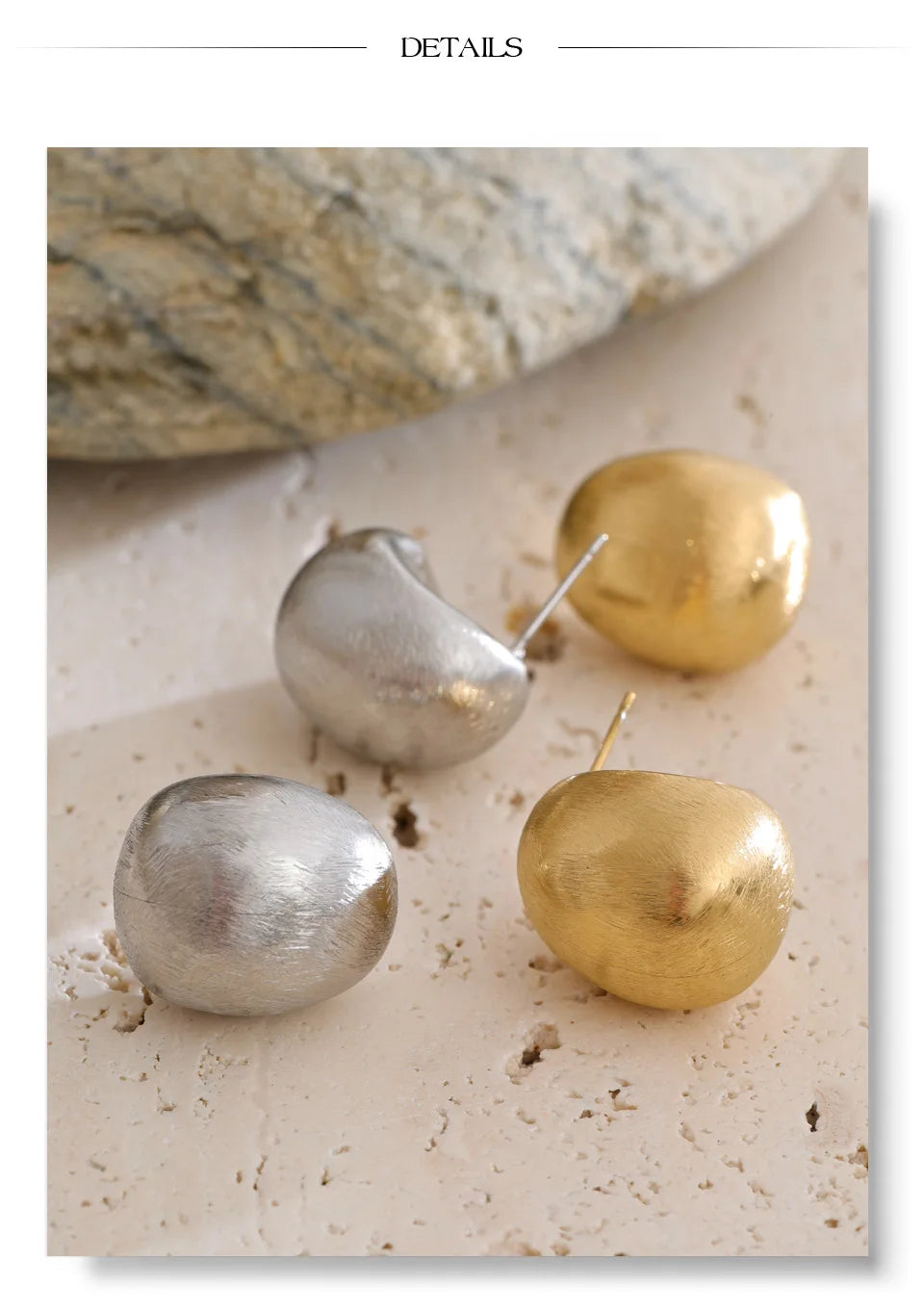 Vintage geometric earrings in gold-plated stainless steel.
