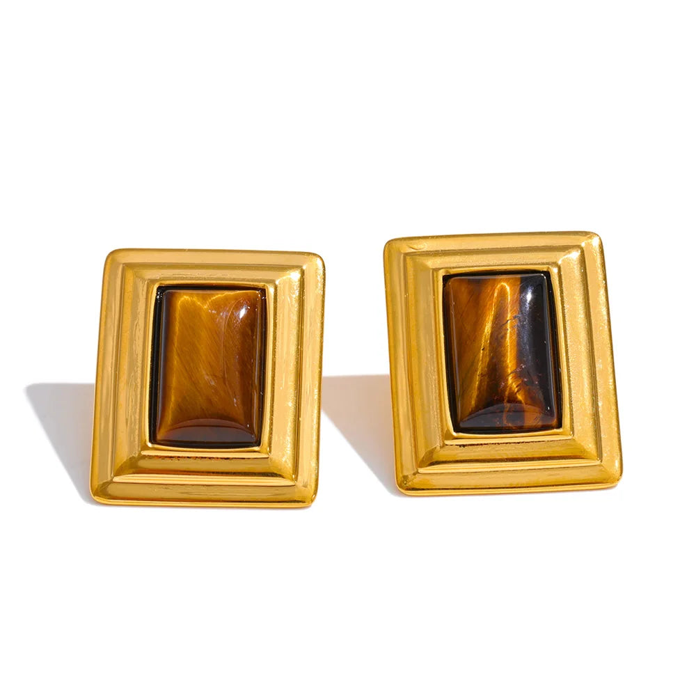 Natural stone geometric earrings in gold-plated stainless steel with natural stone.