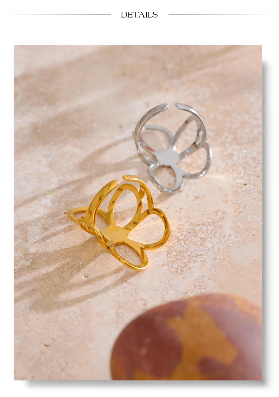 Flower ring in gold-plated stainless steel.