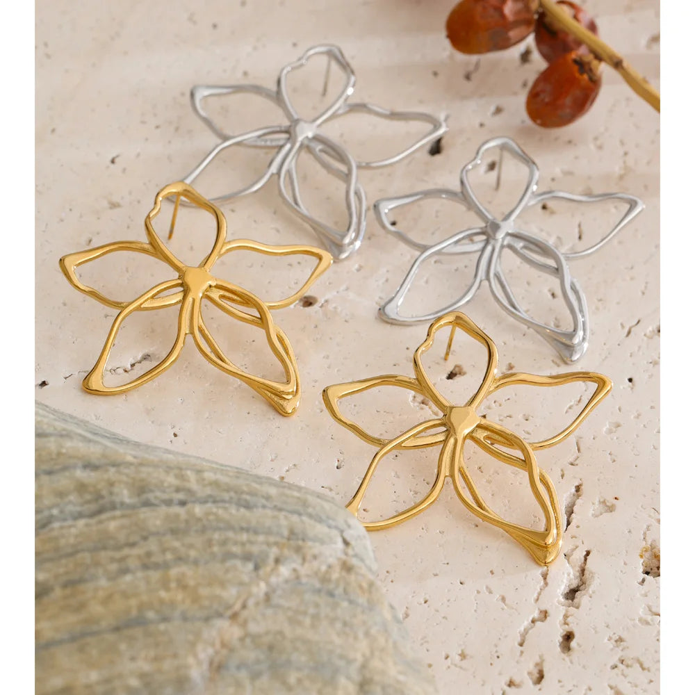 Flower Earrings — Gold-Plated Stainless Steel · PS1533