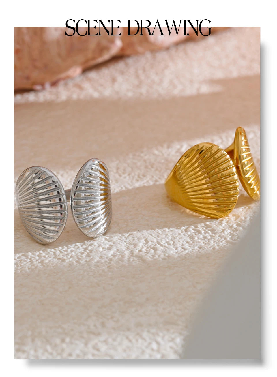 Shell geometric ring in gold-plated stainless steel with shell.