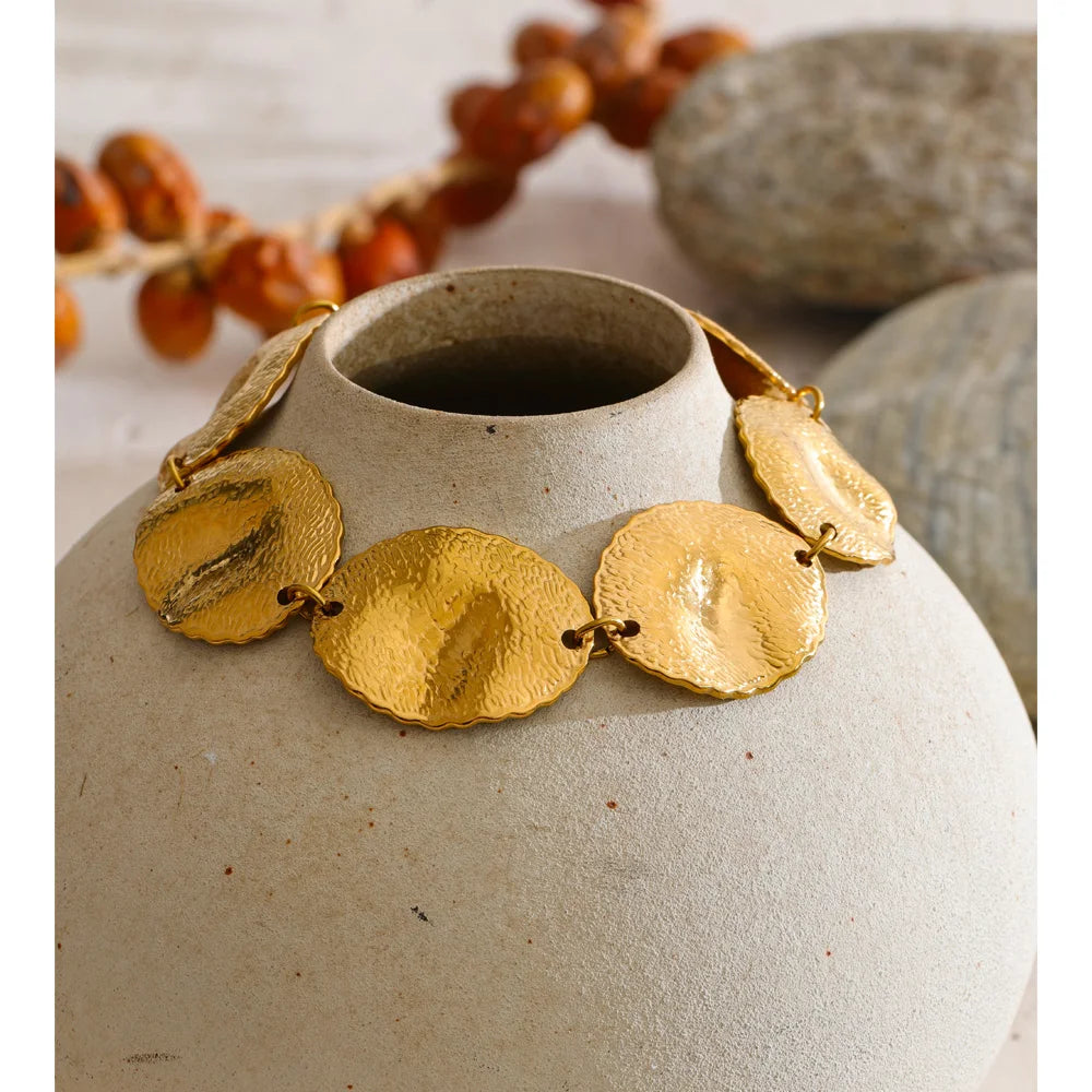 Hammered Geometric Bracelet — Gold-Plated Stainless Steel · PS1343