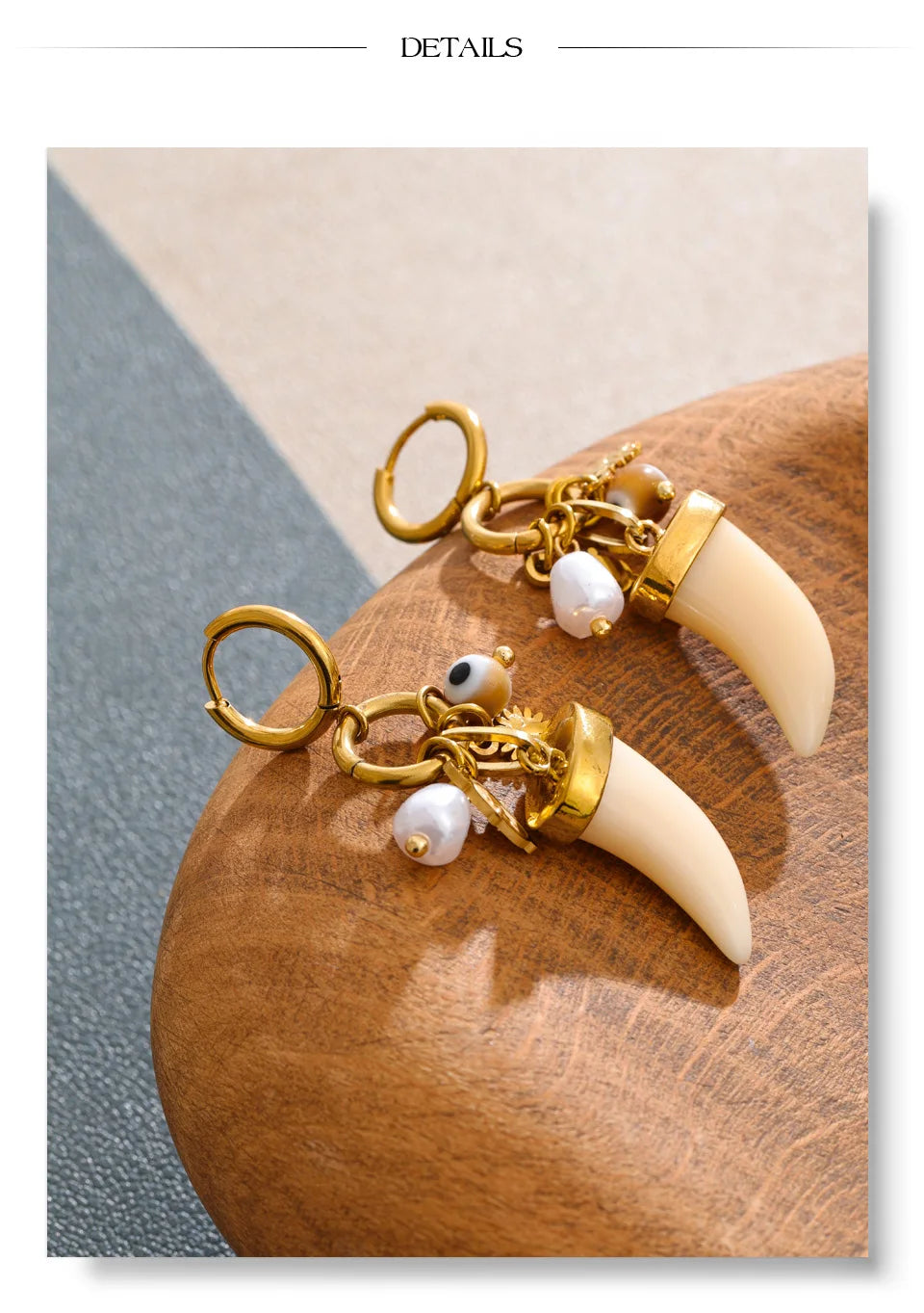 Pearl resin acrylic earrings in gold-plated stainless steel with pearl and resin.