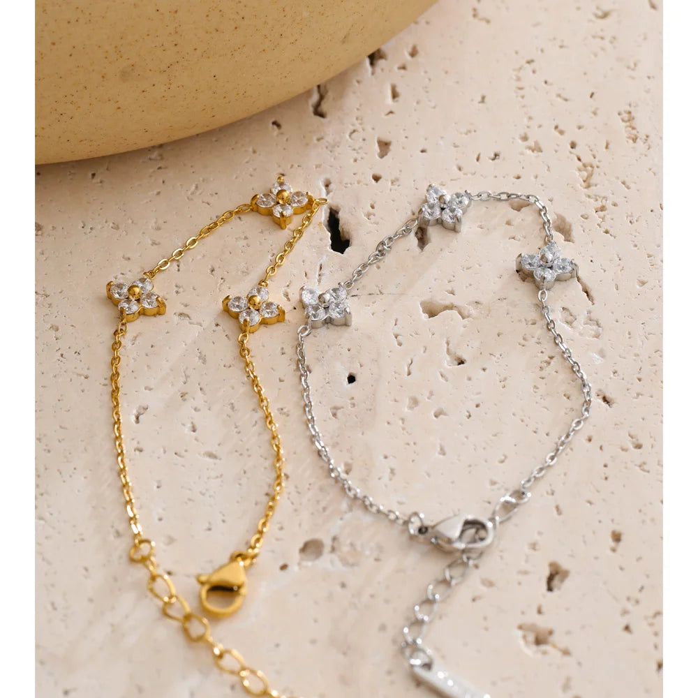Cubic Zirconia Flower Chain Bracelet — Gold-Plated Stainless Steel with Cubic Zirconia · PS1539