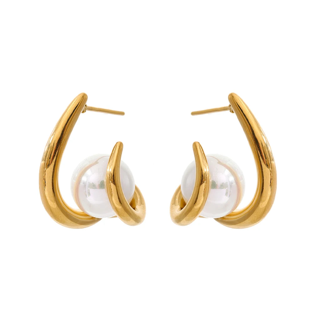 Pearl geometric earrings in gold-plated stainless steel with pearl.