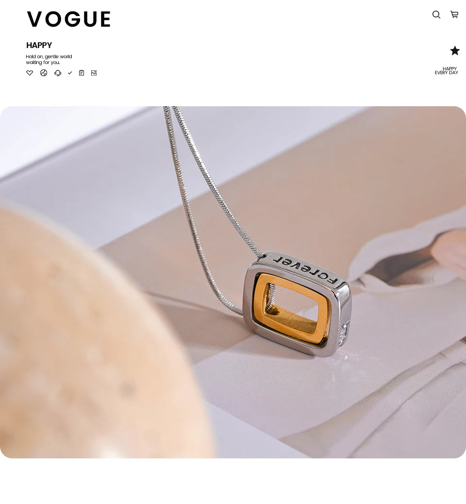 Geometric layered necklace in gold-plated 316L stainless steel.