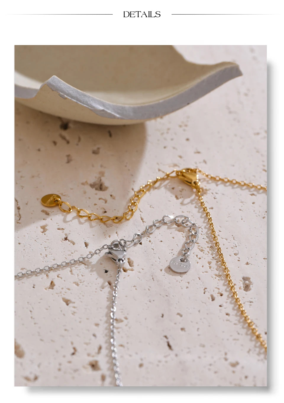 Cubic zirconia flower necklace in gold-plated stainless steel with cubic zirconia.