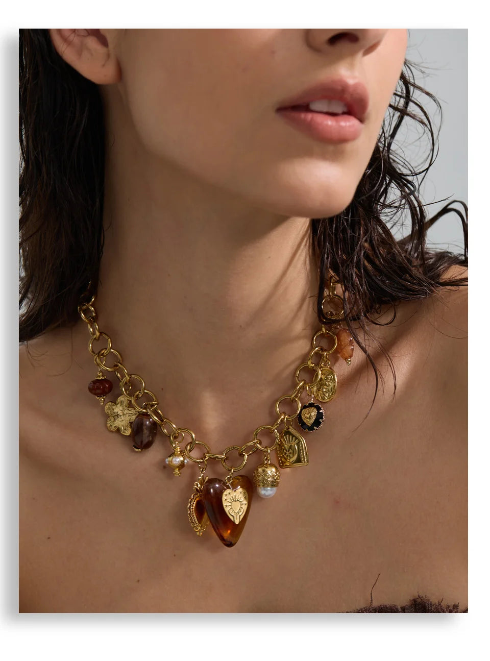 Acrylic Heart Flower Necklace — Gold-Plated Stainless Steel with Acrylic · PS1847