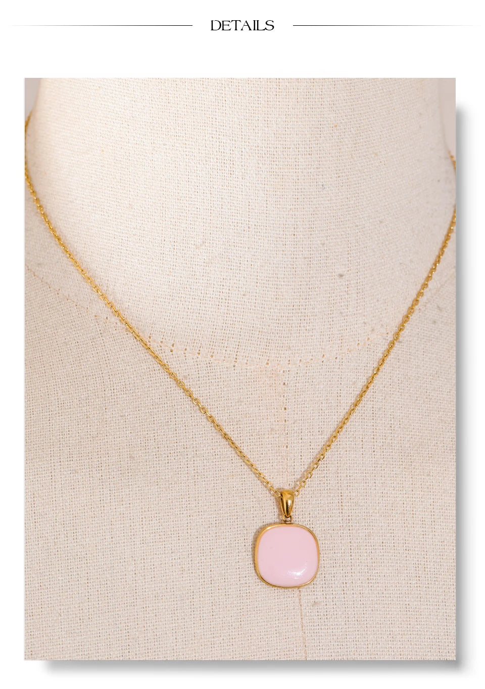 Geometric necklace in gold-plated stainless steel.