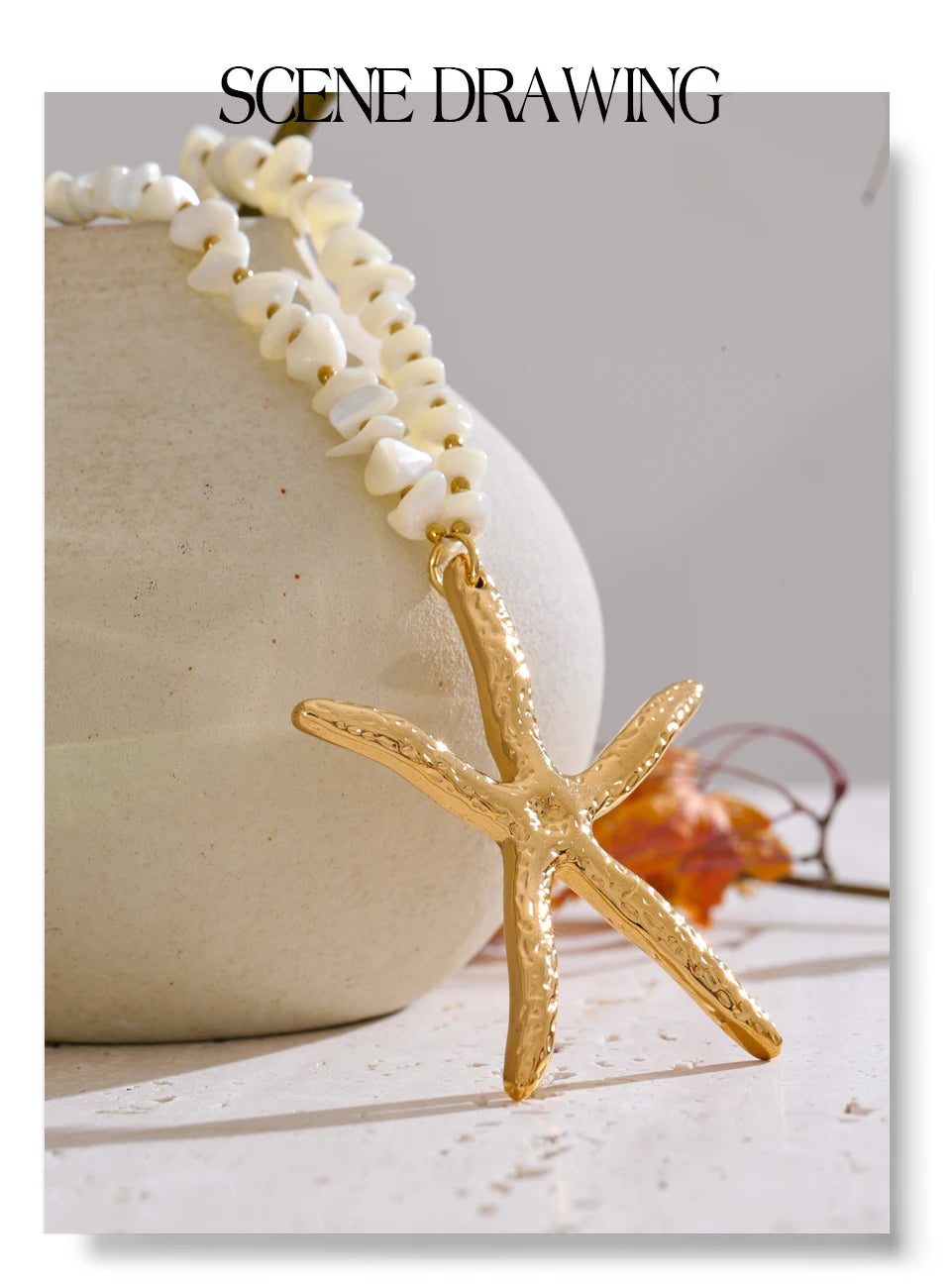 Shell star chain necklace in gold-plated stainless steel with shell.