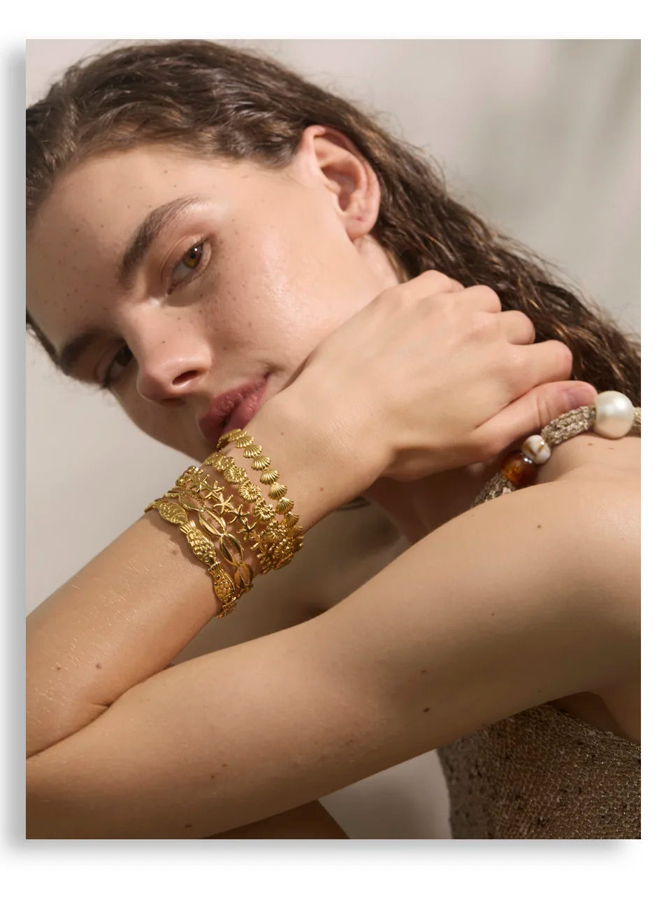 Shell Star Geometric Bracelet — Gold-Plated Stainless Steel with Shell · PS2123