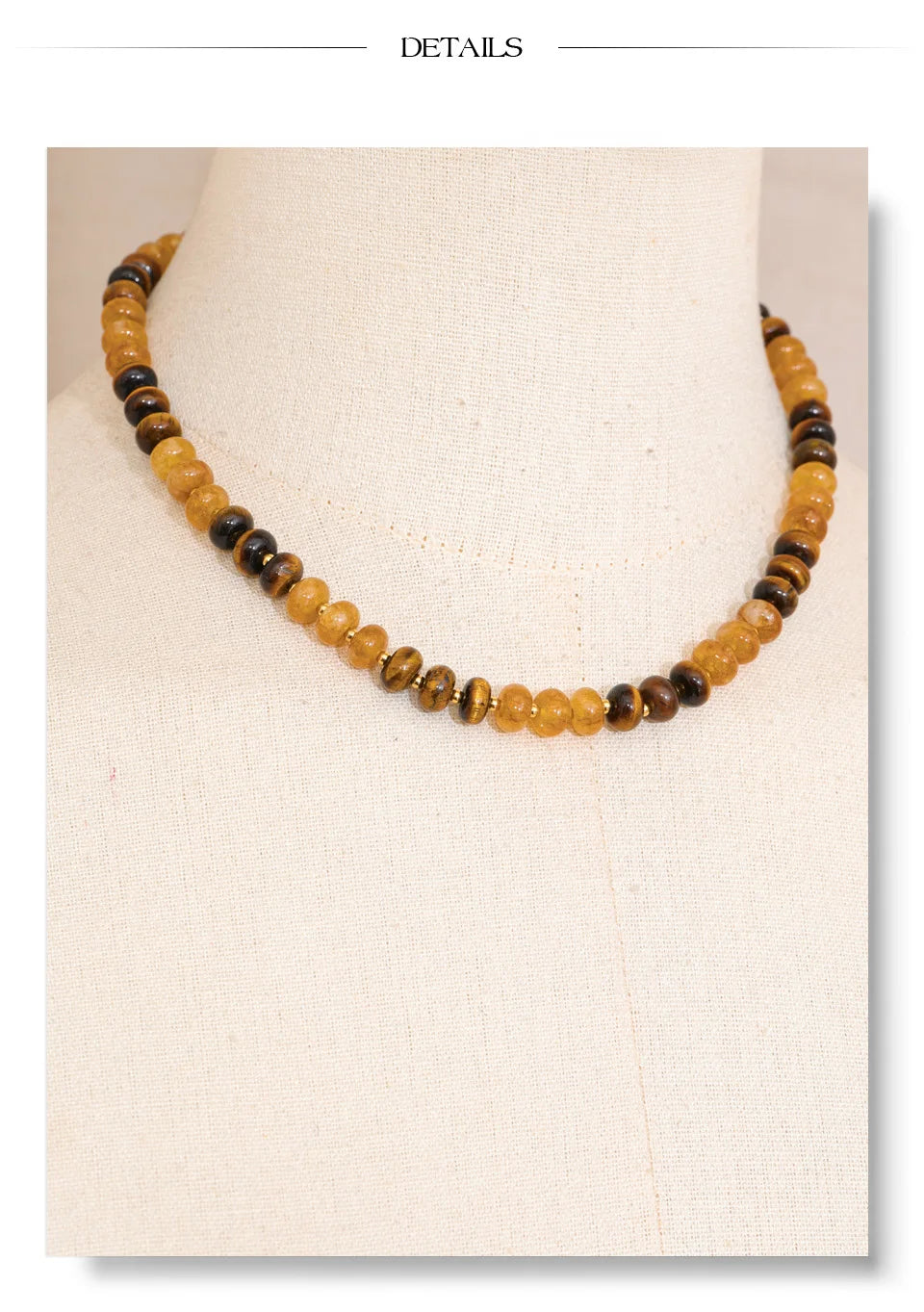 Natural stone beaded geometric necklace in gold-plated stainless steel with natural stone.
