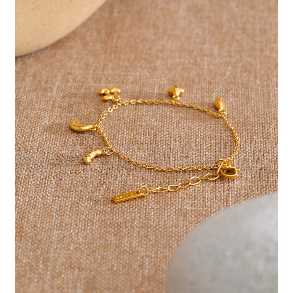 Star Moon Geometric Bracelet — Gold-Plated Stainless Steel · PS1126