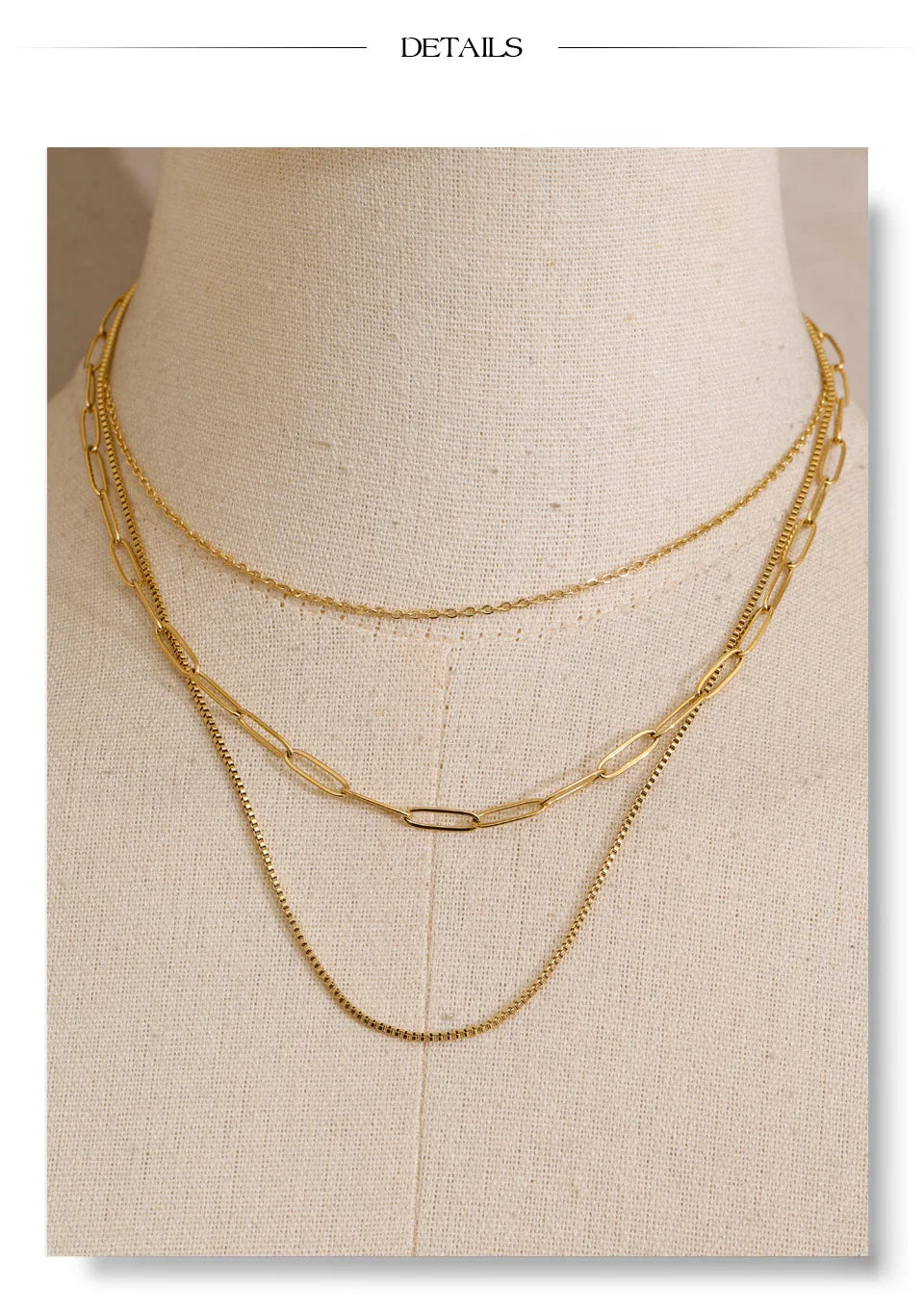 Geometric chain necklace in gold-plated stainless steel.