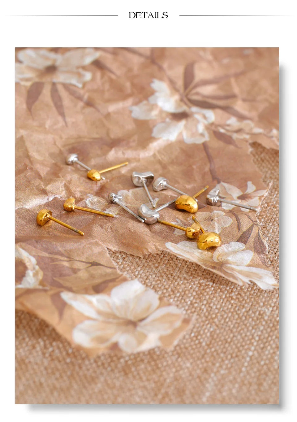 Heart earrings in gold-plated stainless steel.