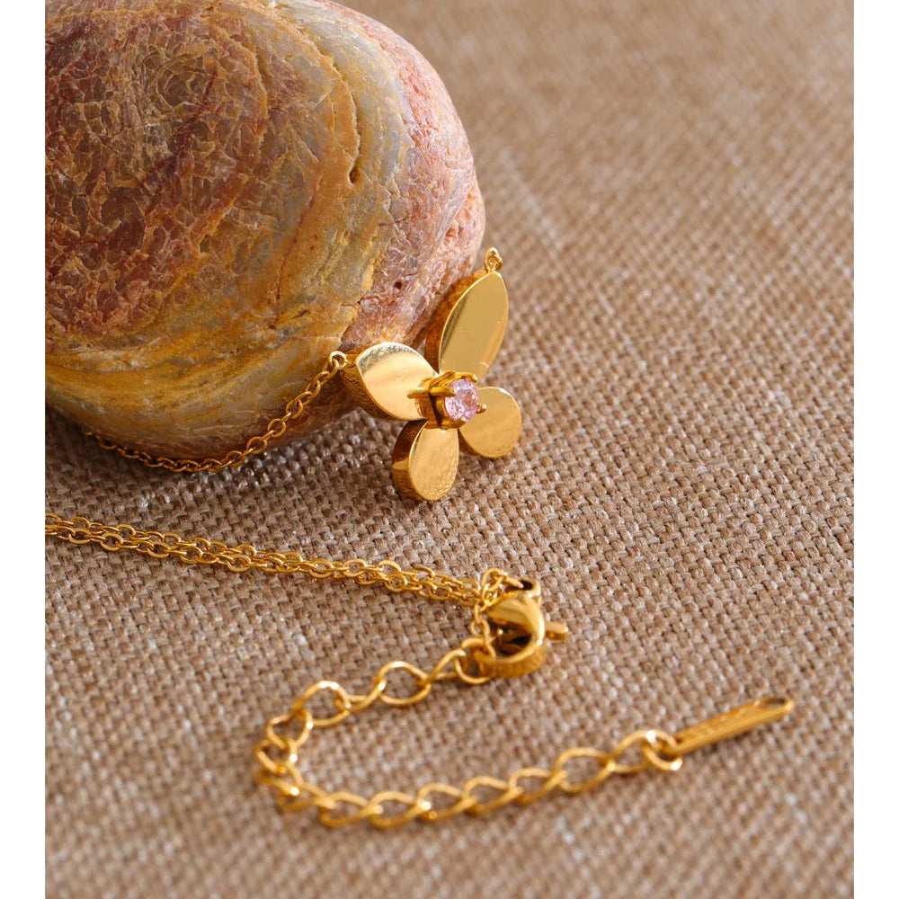 Cubic zirconia butterfly necklace in gold-plated stainless steel with cubic zirconia.