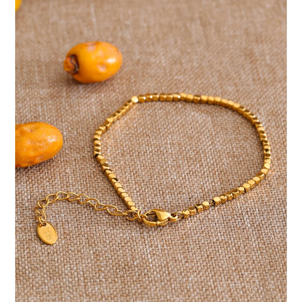 Beaded Geometric Chain Bracelet — Gold-Plated Stainless Steel · PS1030
