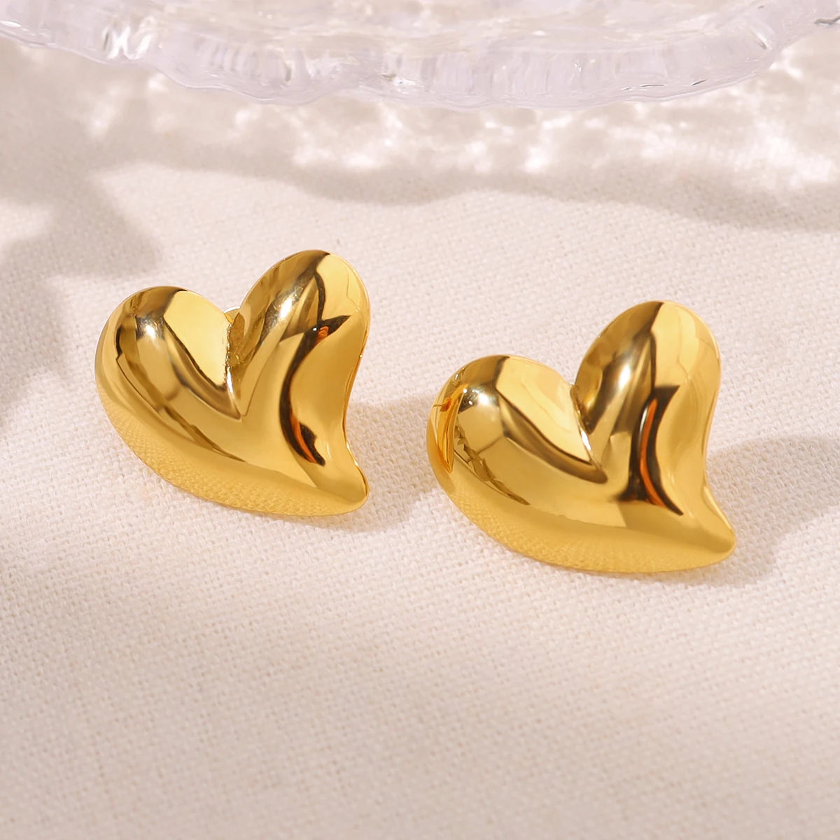 Stud Earrings Asymmetric Heart Glossy — 316L Stainless Steel · PS426
