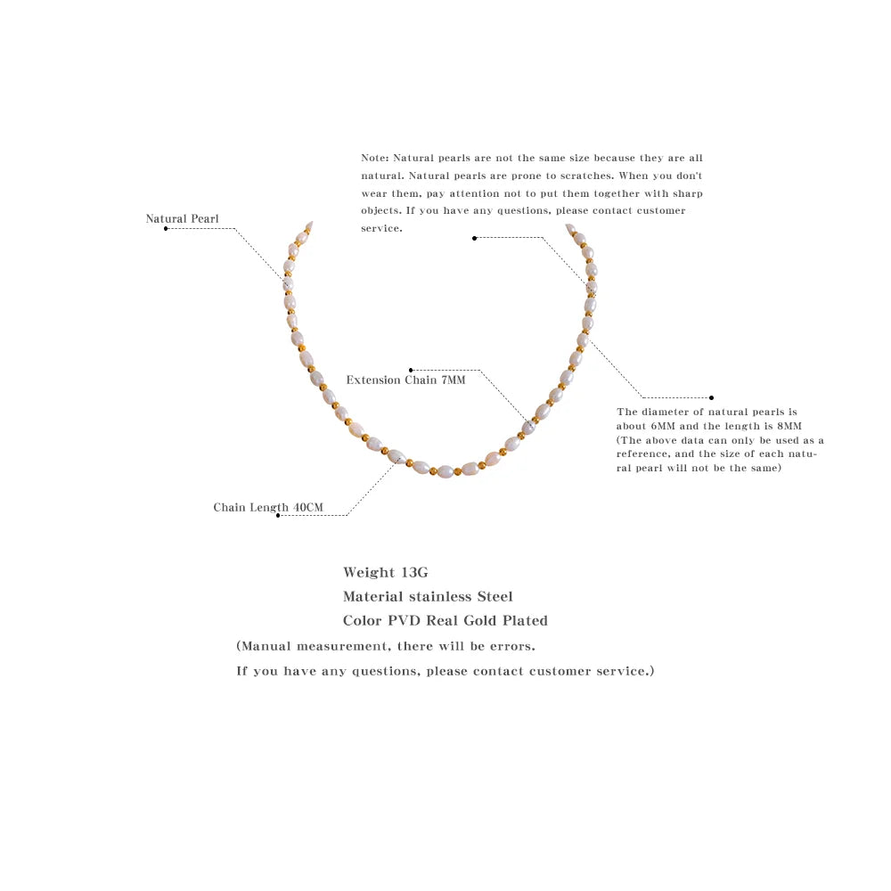 Freshwater pearl geometric necklace in gold-plated stainless steel with freshwater pearl.
