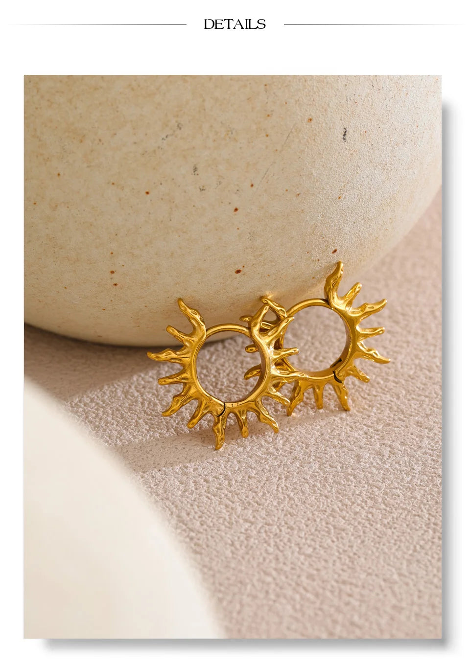 Star sun hammered earrings in gold-plated stainless steel.
