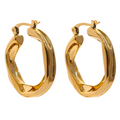 Geometric earrings in gold-plated 316L stainless steel.