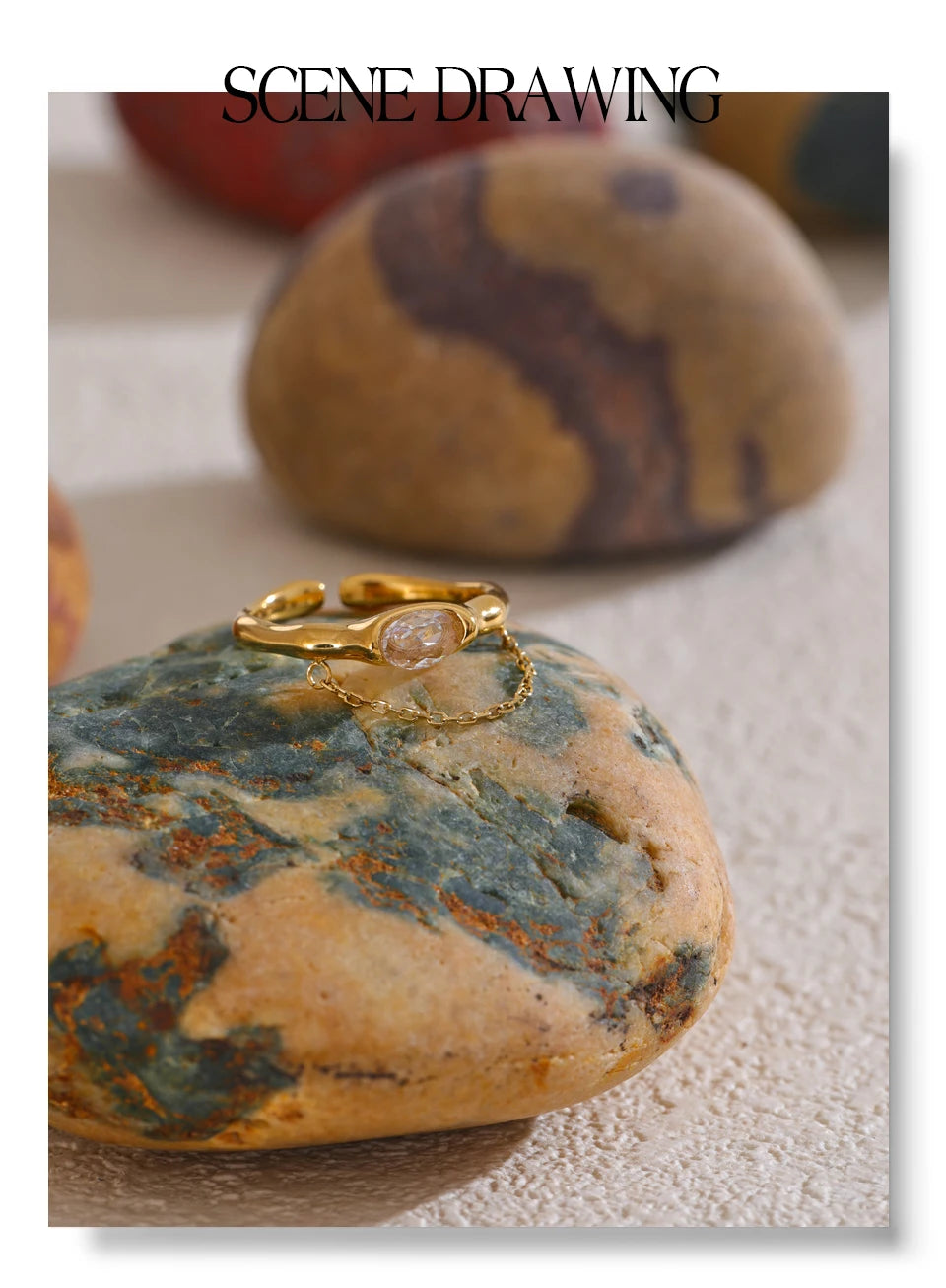 Cubic zirconia geometric chain ring in 18K gold-plated stainless steel with cubic zirconia.