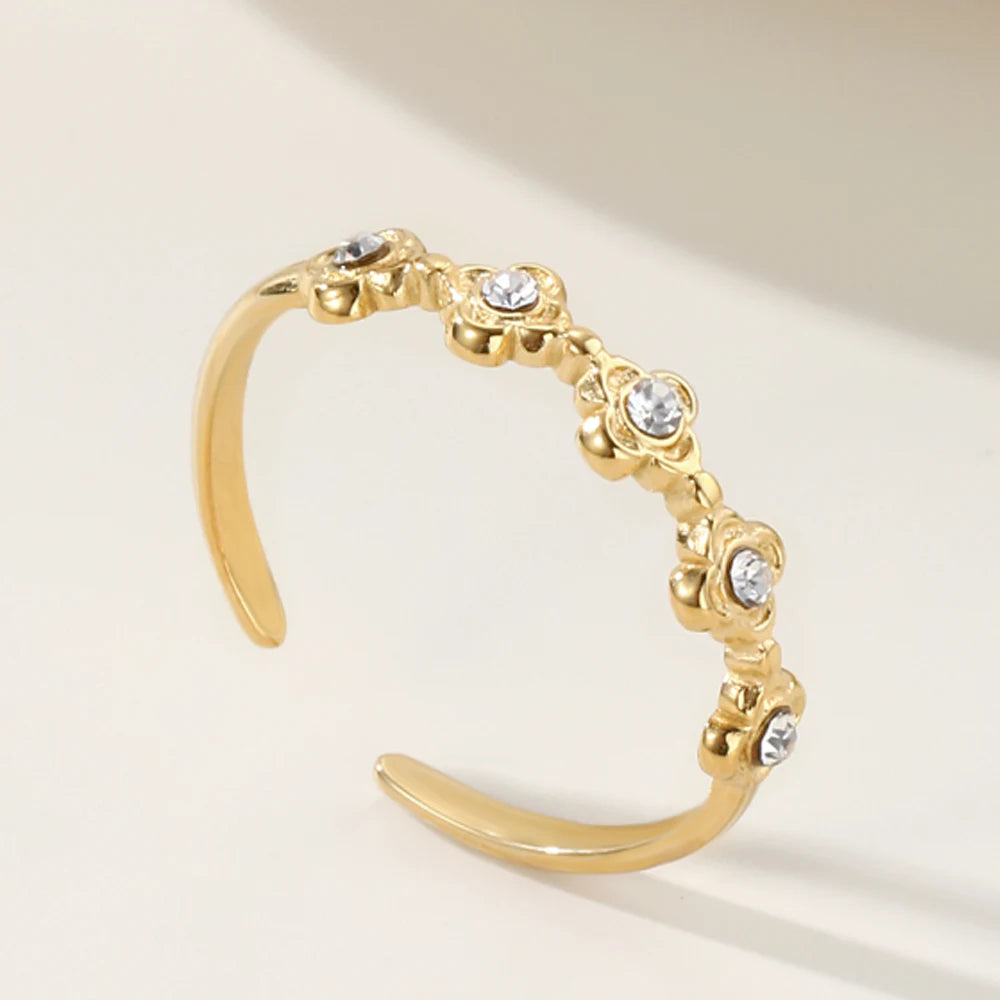 Floral Zircon Ring — 316L Stainless Steel · PS432