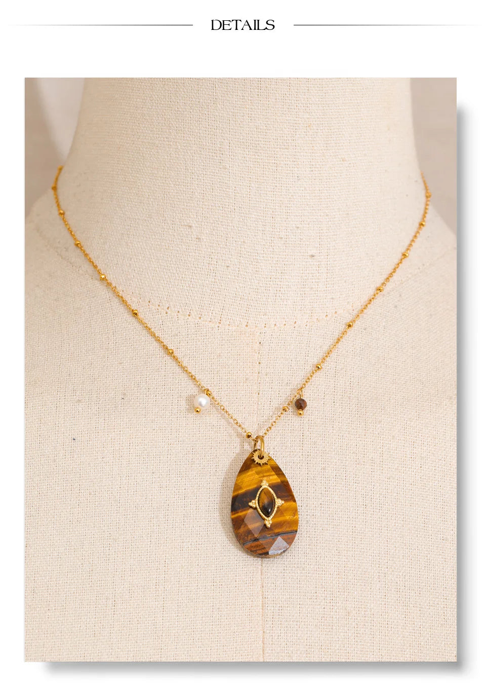 Natural stone necklace in gold-plated stainless steel with natural stone.