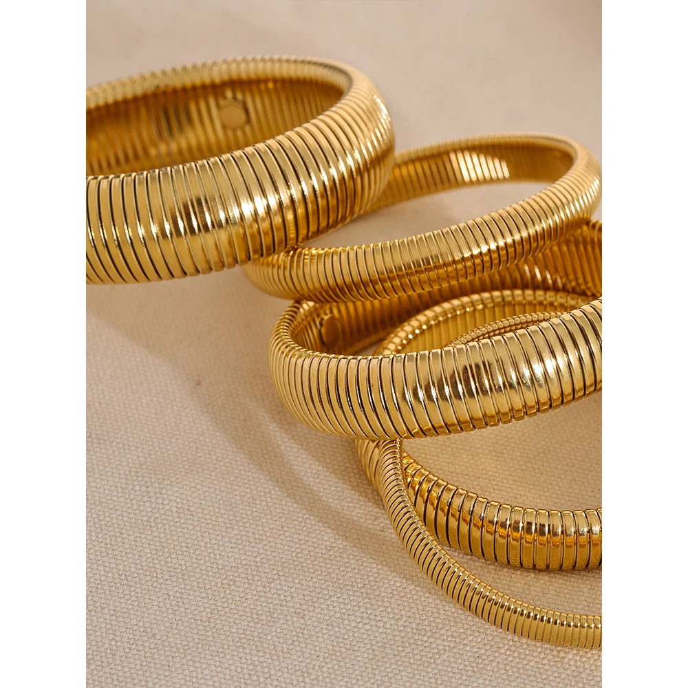 Geometric Bracelet — Gold-Plated Stainless Steel · PS1968