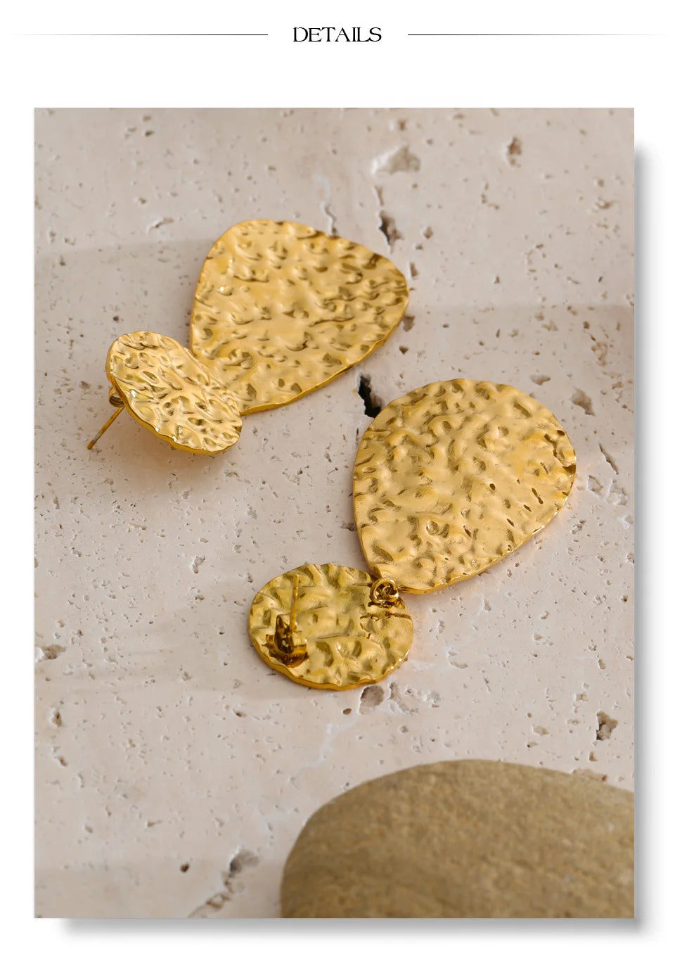 Vintage geometric earrings in gold-plated stainless steel.