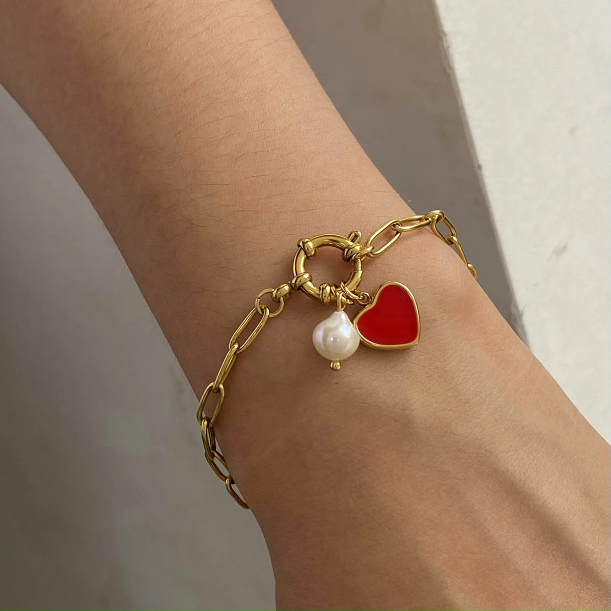 Heart Pearl Chain Bracelet — Stainless Steel · PS032