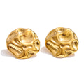 Hammered geometric earrings in gold-plated stainless steel.