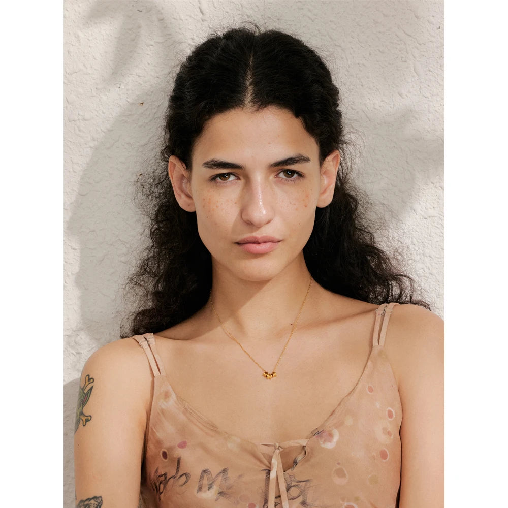 Star necklace in gold-plated stainless steel.