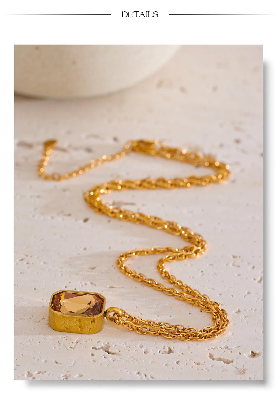 Cubic zirconia geometric necklace in gold-plated stainless steel with cubic zirconia.