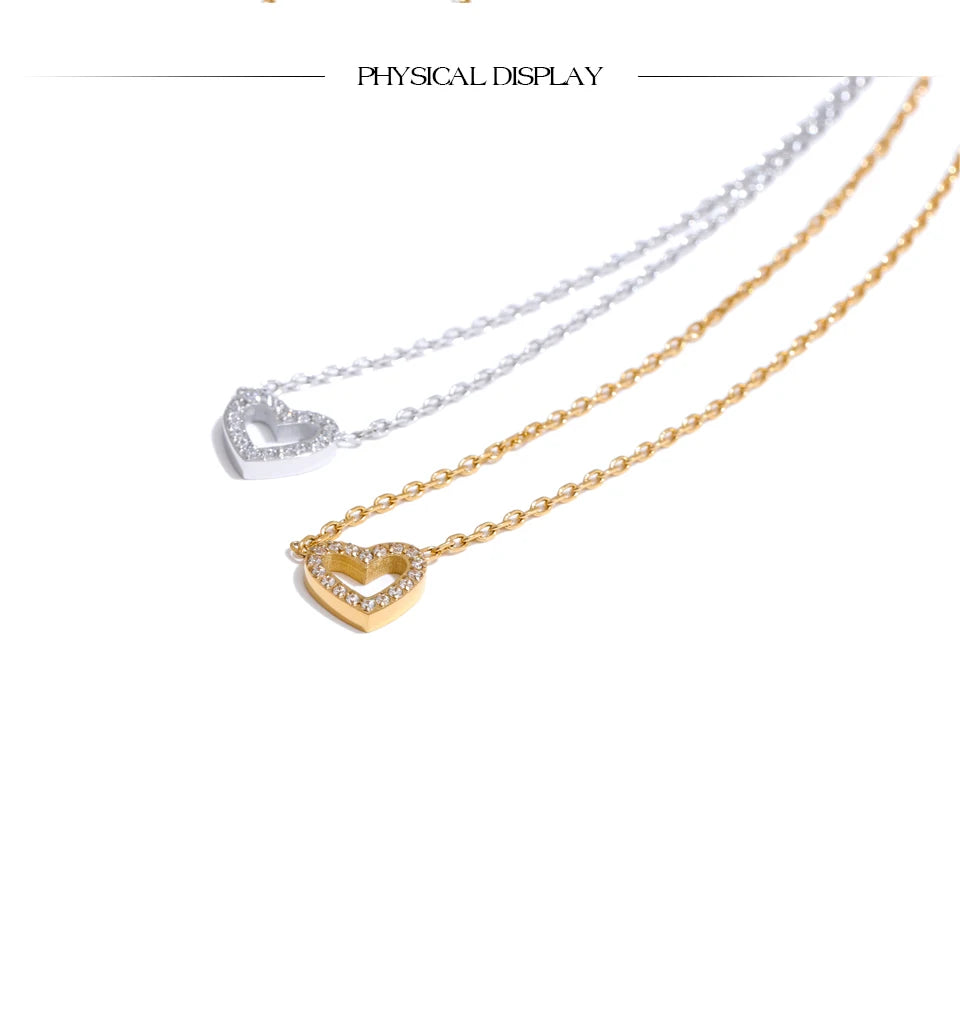 Cubic zirconia heart necklace in gold-plated stainless steel with cubic zirconia.