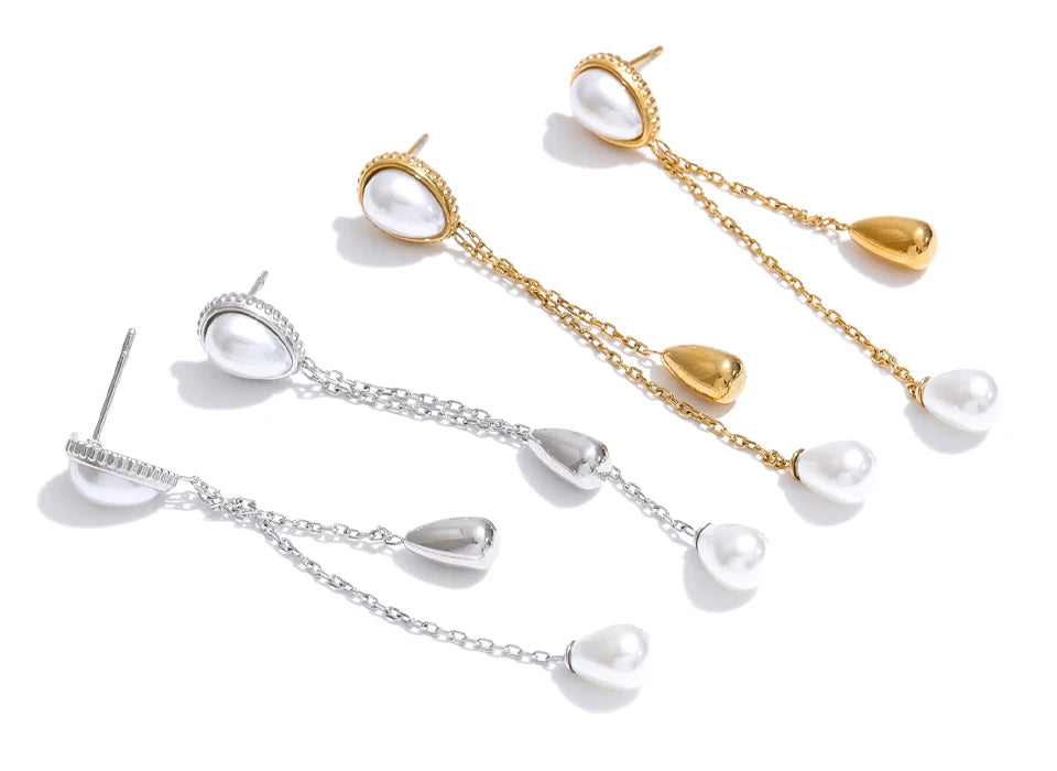 Pearl geometric chain earrings in gold-plated stainless steel with pearl.