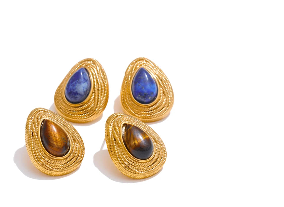 Natural stone geometric earrings in gold-plated stainless steel with natural stone.